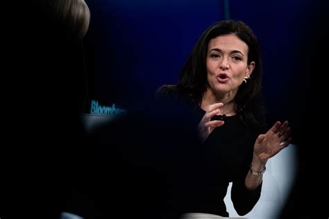 Facebook'un Efsane Isimlerinden Sheryl Sandberg, Meta'nın Yönetim Kurulundan Ayrılıyor