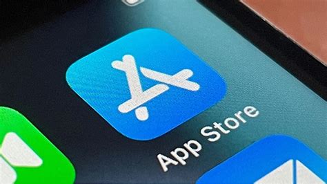 Apple'ın App Store'a alternatif uygulama mağazalarına izin vermesi
